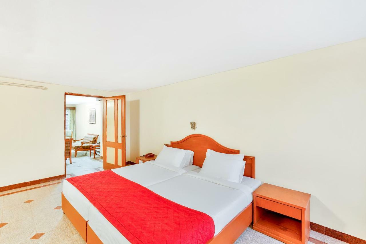 Oyo 10534 Hotel Kanishka バンガロール エクステリア 写真