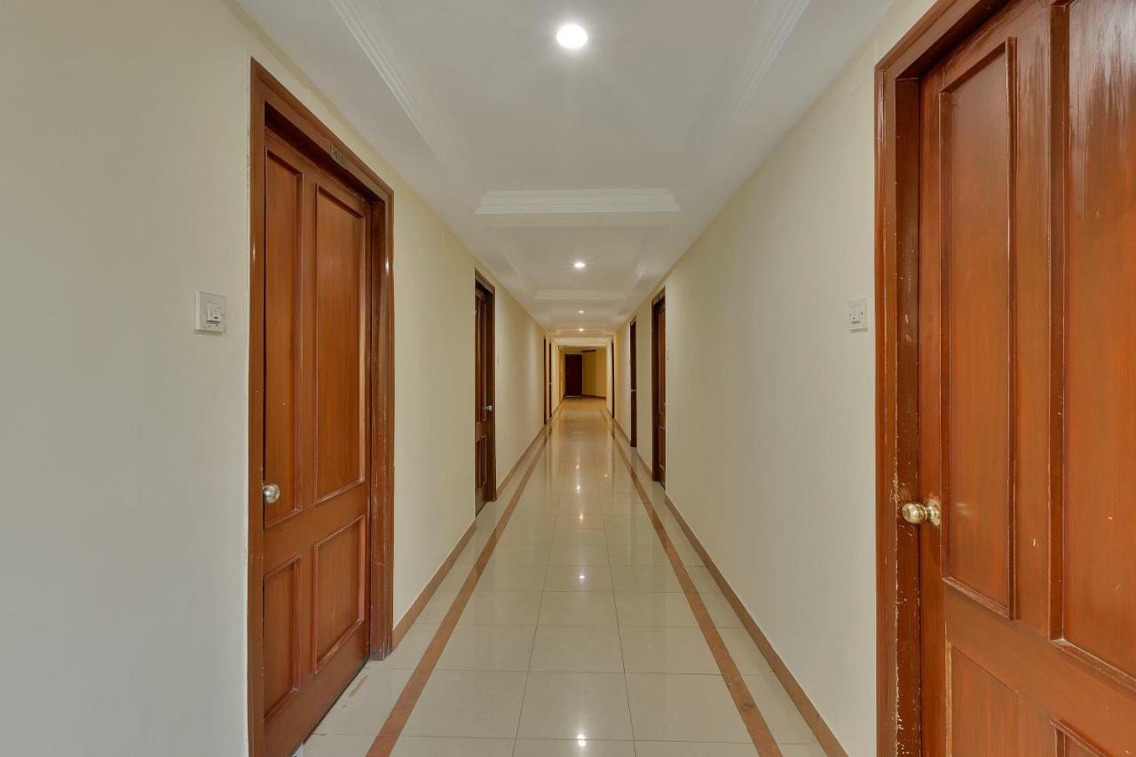 Oyo 10534 Hotel Kanishka バンガロール エクステリア 写真